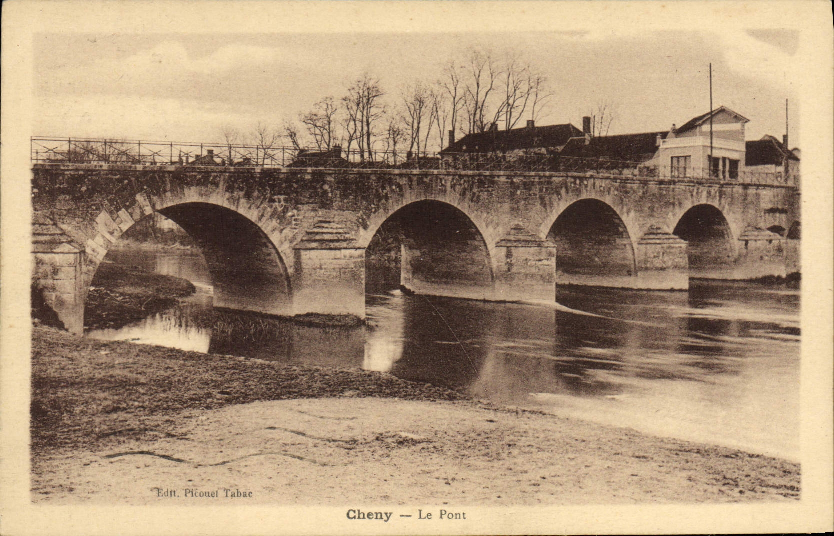 CPA Cheny Le Pont