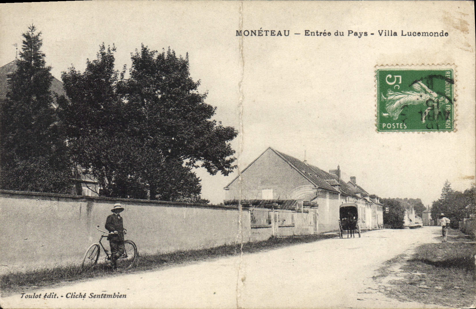 CPA Moneteau Entree Du Pays Villa Lucemonde