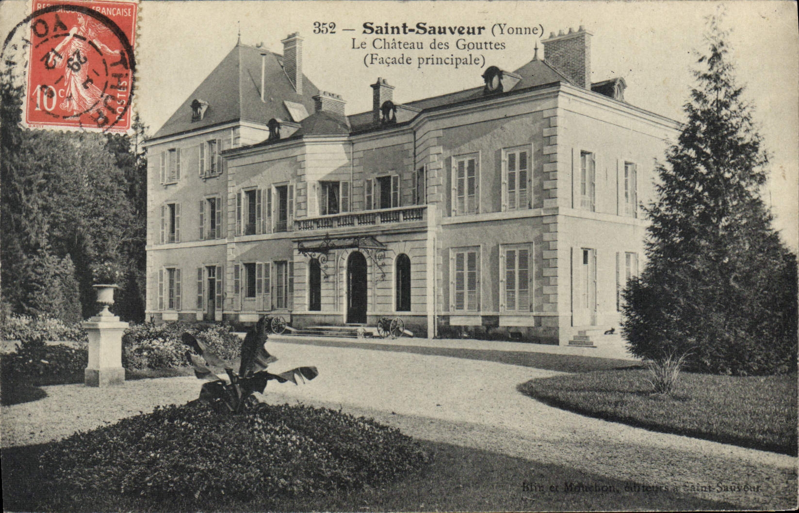 CPA Saint Sauveur Le Chateau Des Gouttes