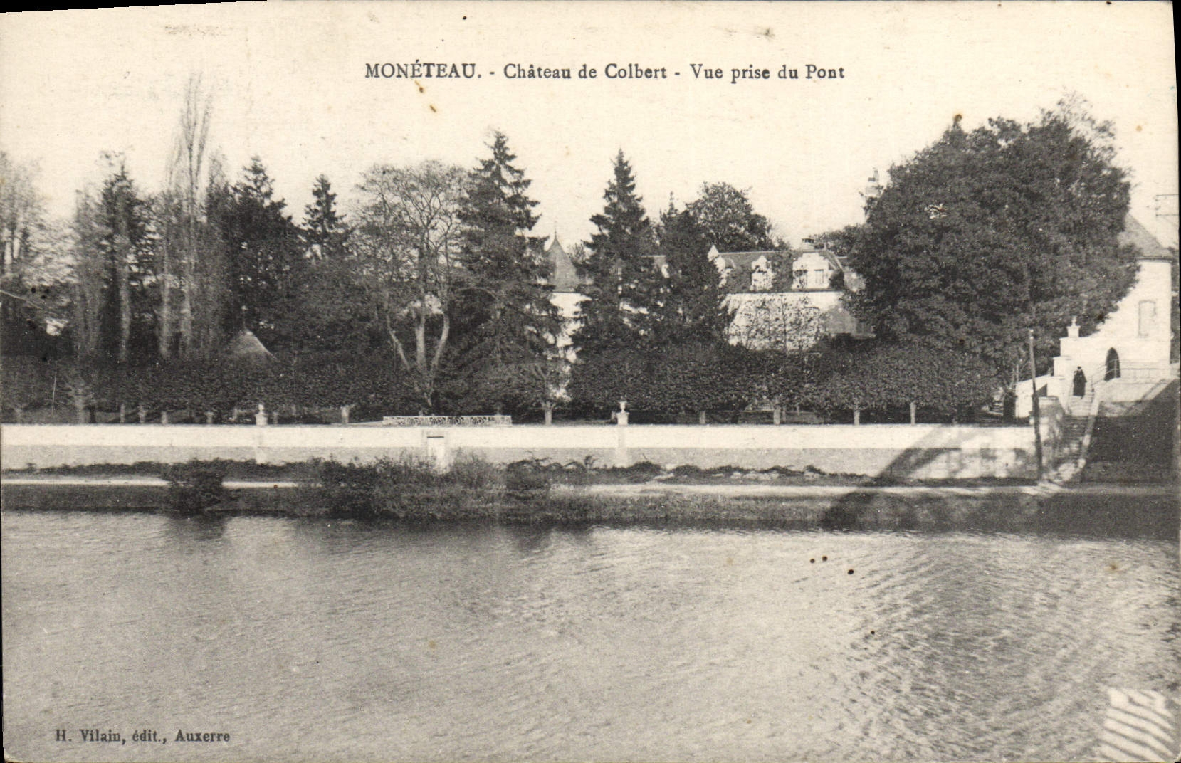 CPA Moneteau Chateau De Colbert Vue Prise Du Pont