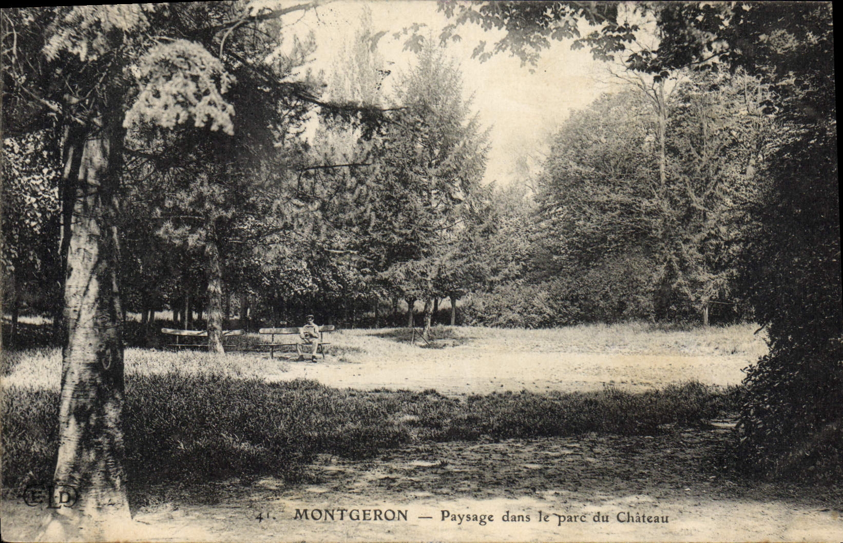 CPA Montgeron Paysage Dans Le Parc Du Château