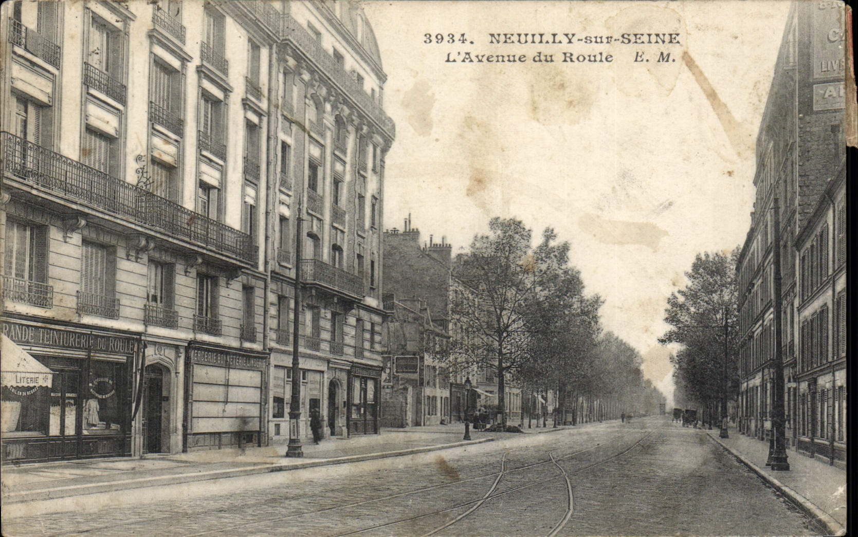 CPA Neuilly Sur Seine L'Avenue Du Roule