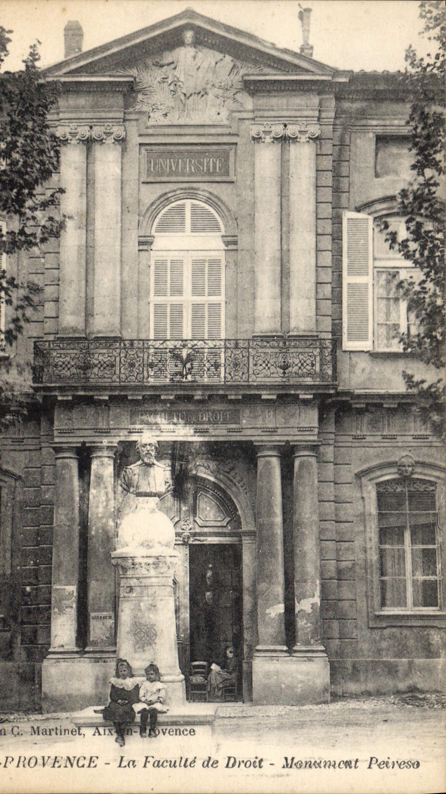 CPA Aix En Provence La faculte De Droit Monument Peireso