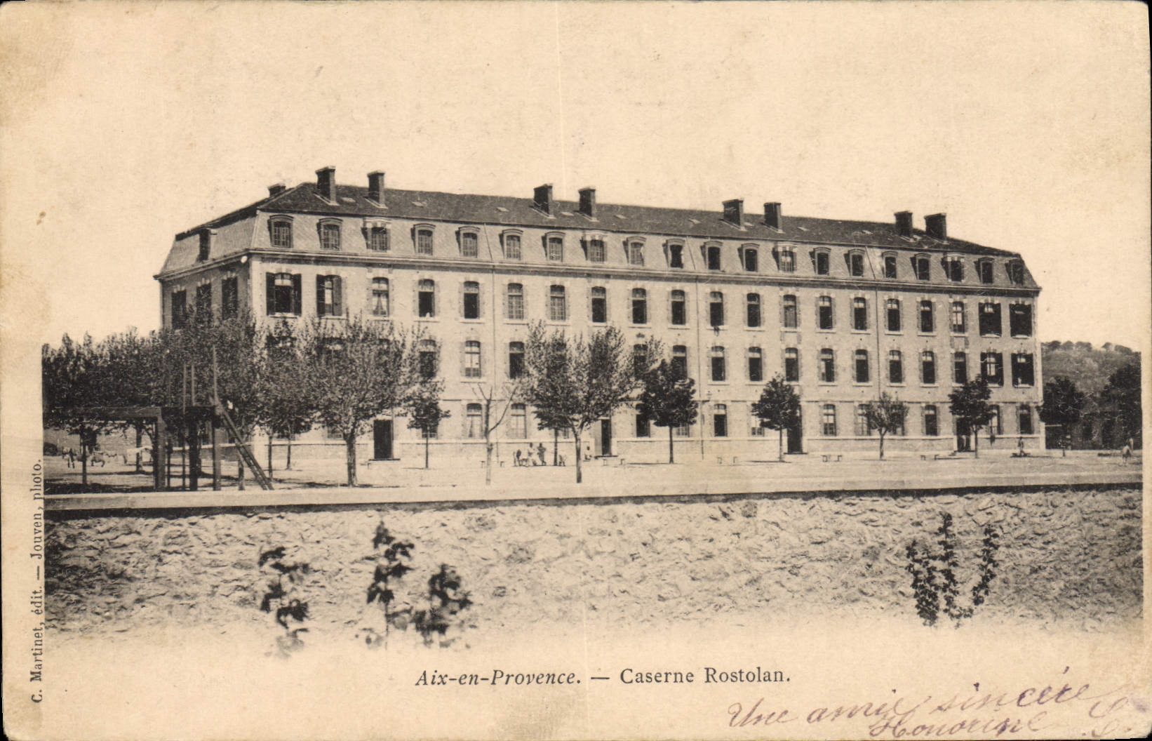 CPA Aix En Provence Caserne Rostolan