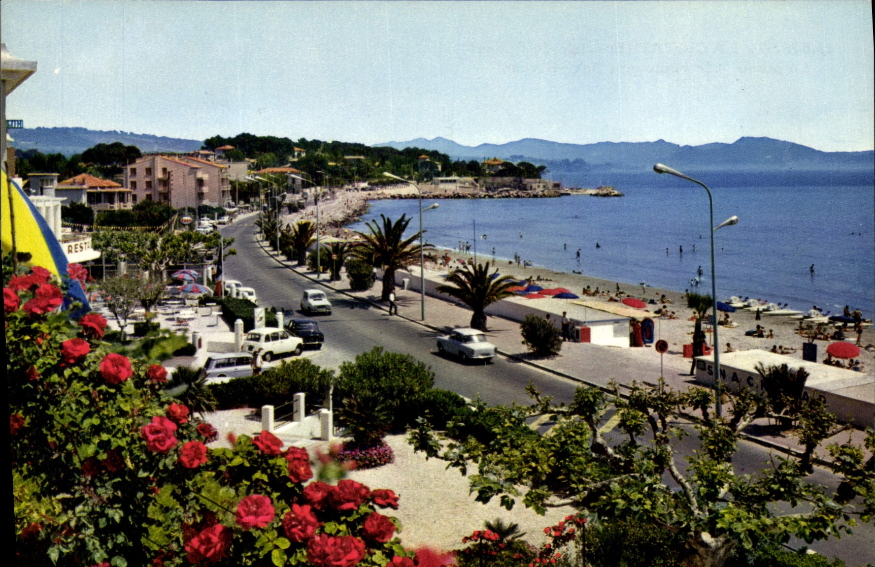 CPSM La Ciotat La Plage Et Le Boulevard Beau Rivage