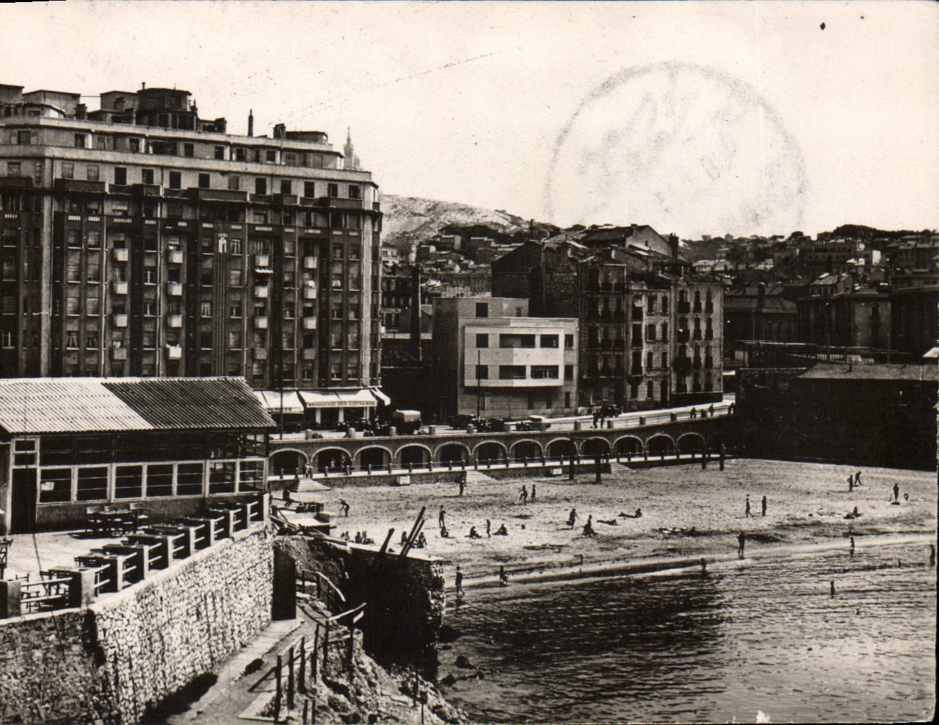 CPA Marseille La Plage Des Catalans