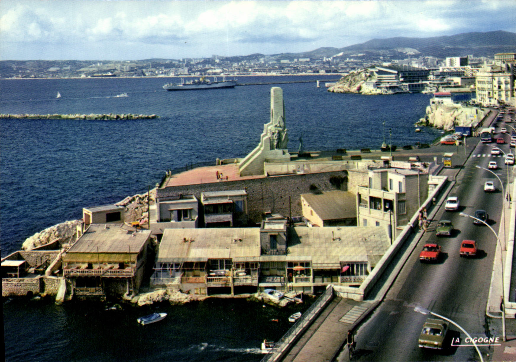 CPSM Marseille Le Monument D'Orient