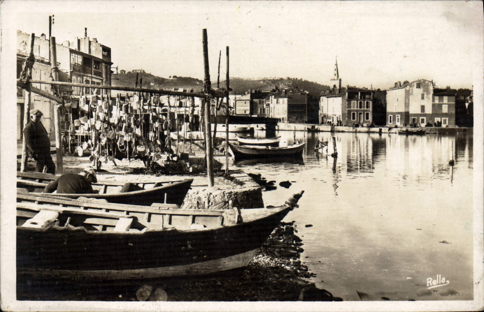 CPA Martigues Le Quai De Ferrieres Vu De I'Ile