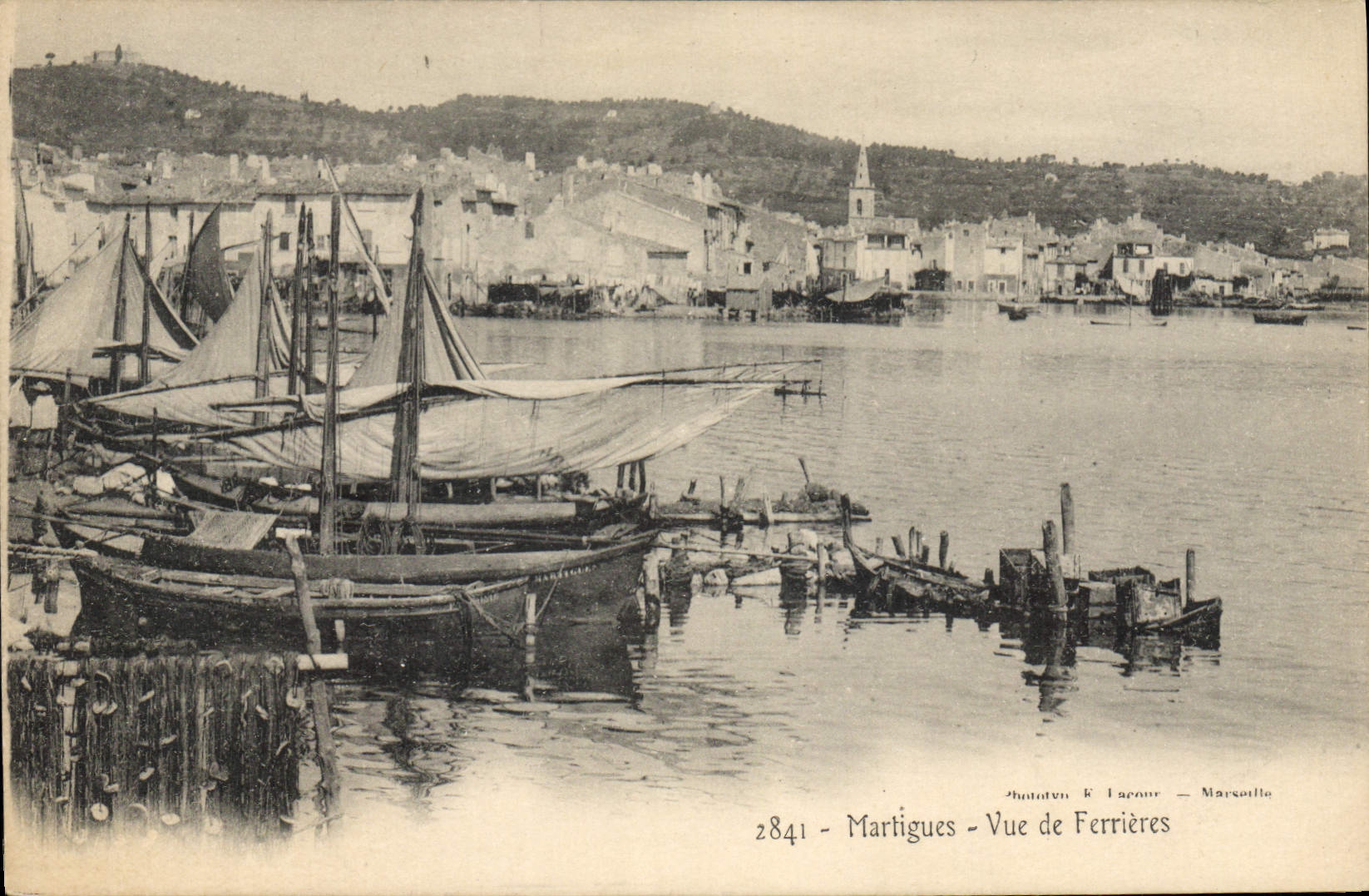 CPA Martigues Vue De Ferrieres