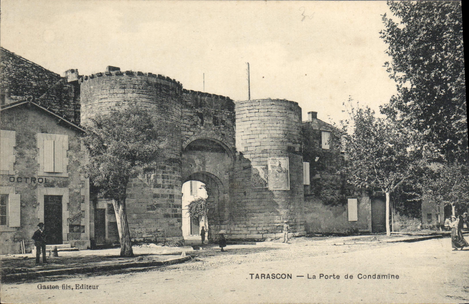 CPA Tarascon La Porte De Condamine