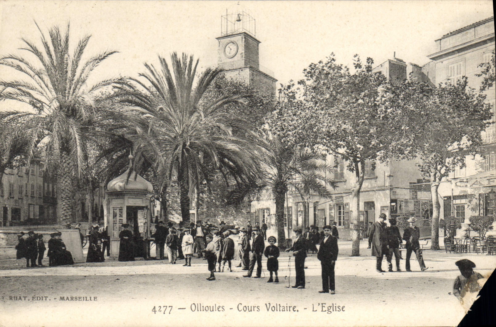 CPA Ollioules Cours Voltaire L'Eglise
