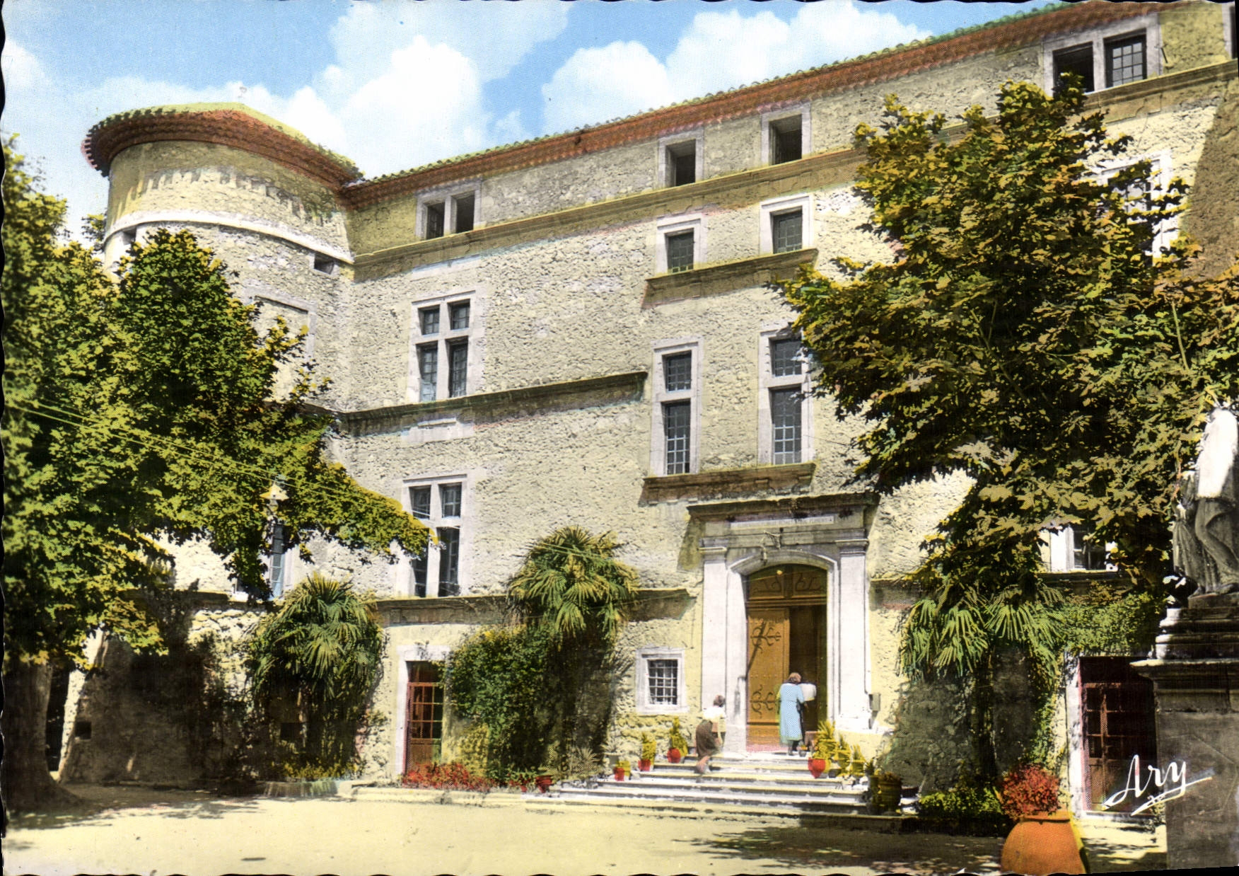 CPSM La Roque D'Antheron Le Château