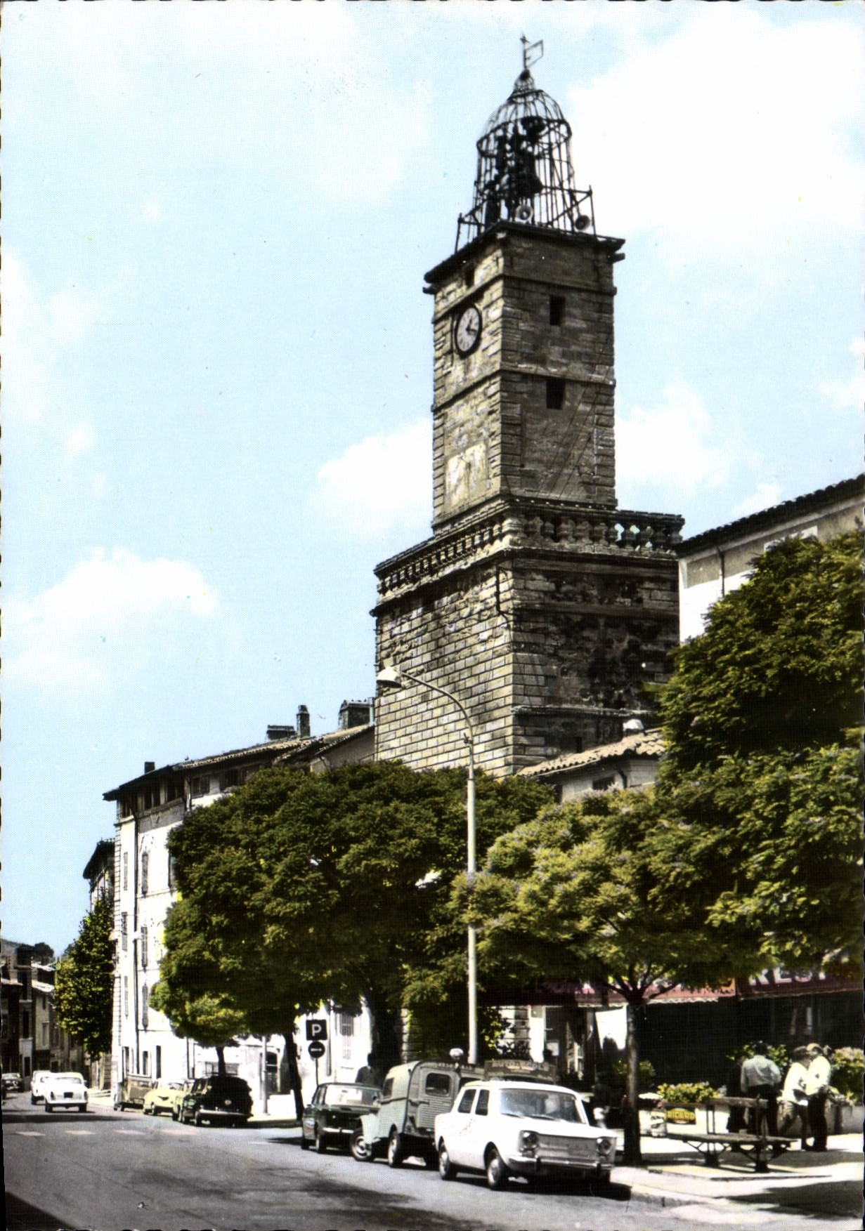 CPSM Lambesc Rue Grande Et Son Jacquemard