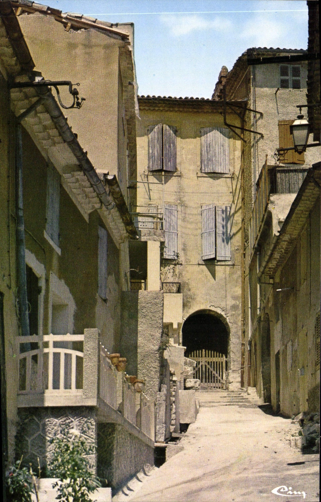 CPSM Eguilles Rue Jean D'Or