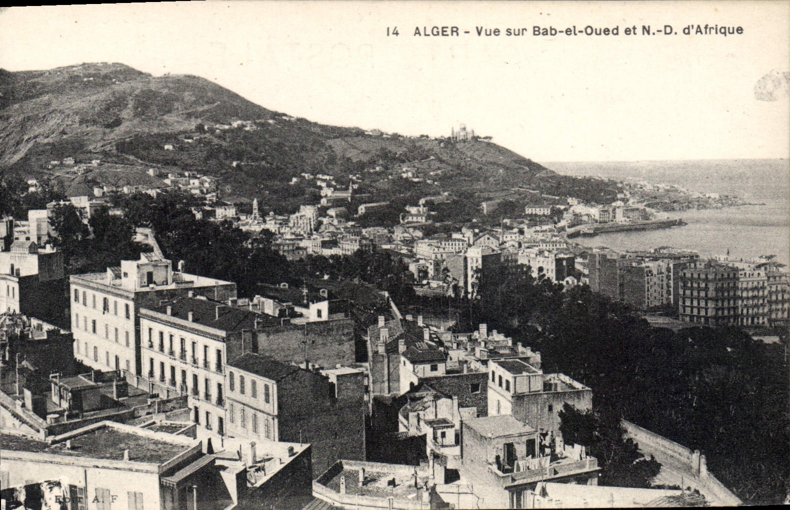 CPA Alger Vue Sur Bab El Oued Et notre dame D'Afrique