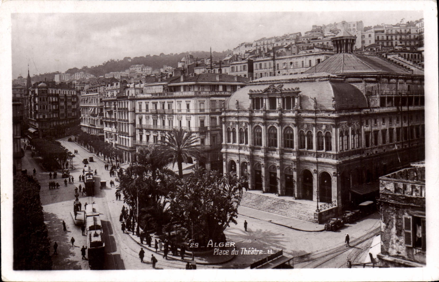 CPA Alger Place Du Theatre