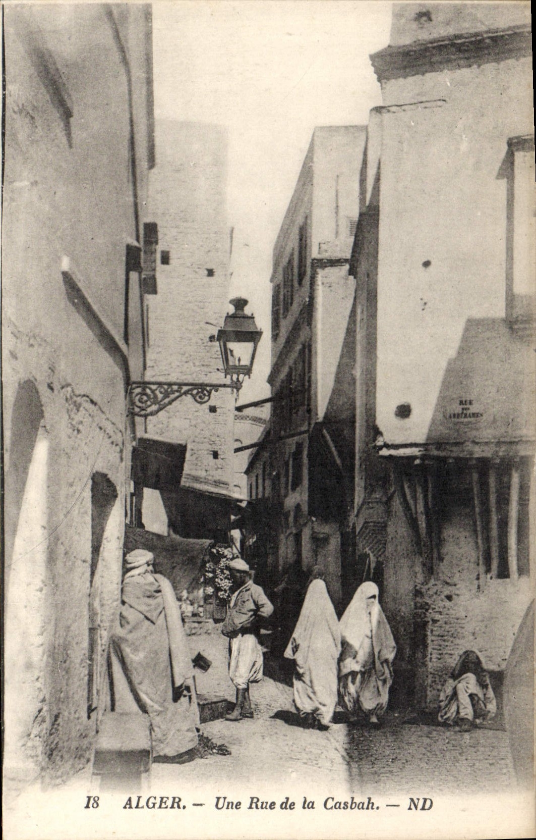 CPA Alger Un Rue De La Casbah