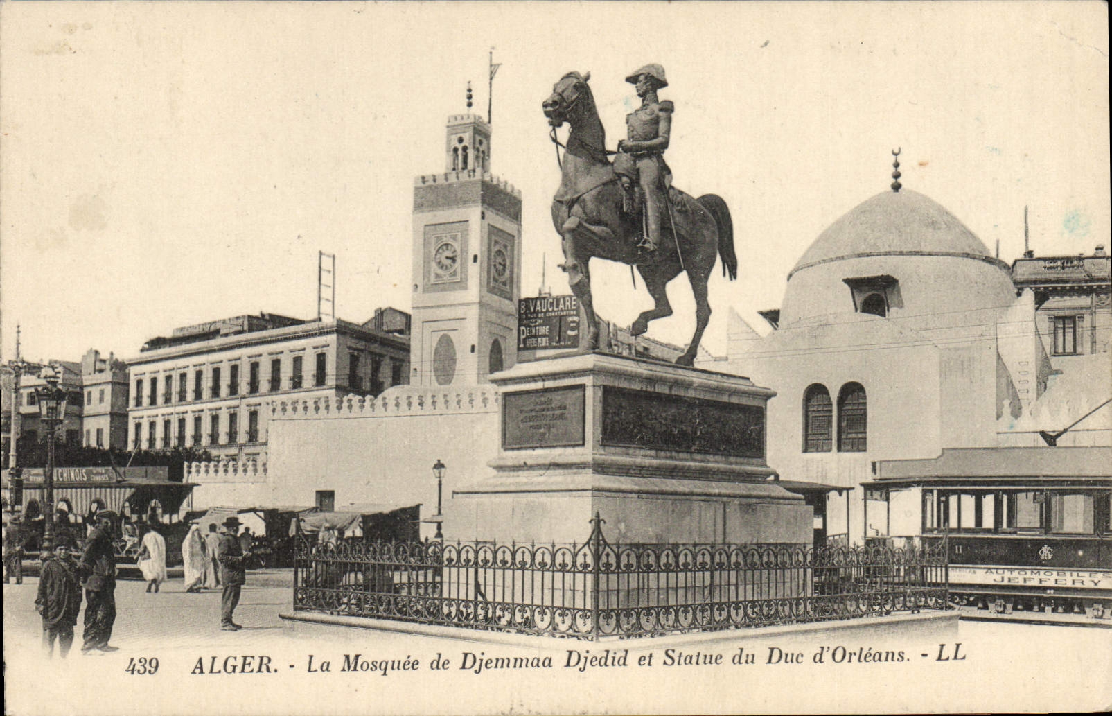 CPA Alger La Mosquee De Djemmaa Djedid Et Statue Du Duc d'Orléans