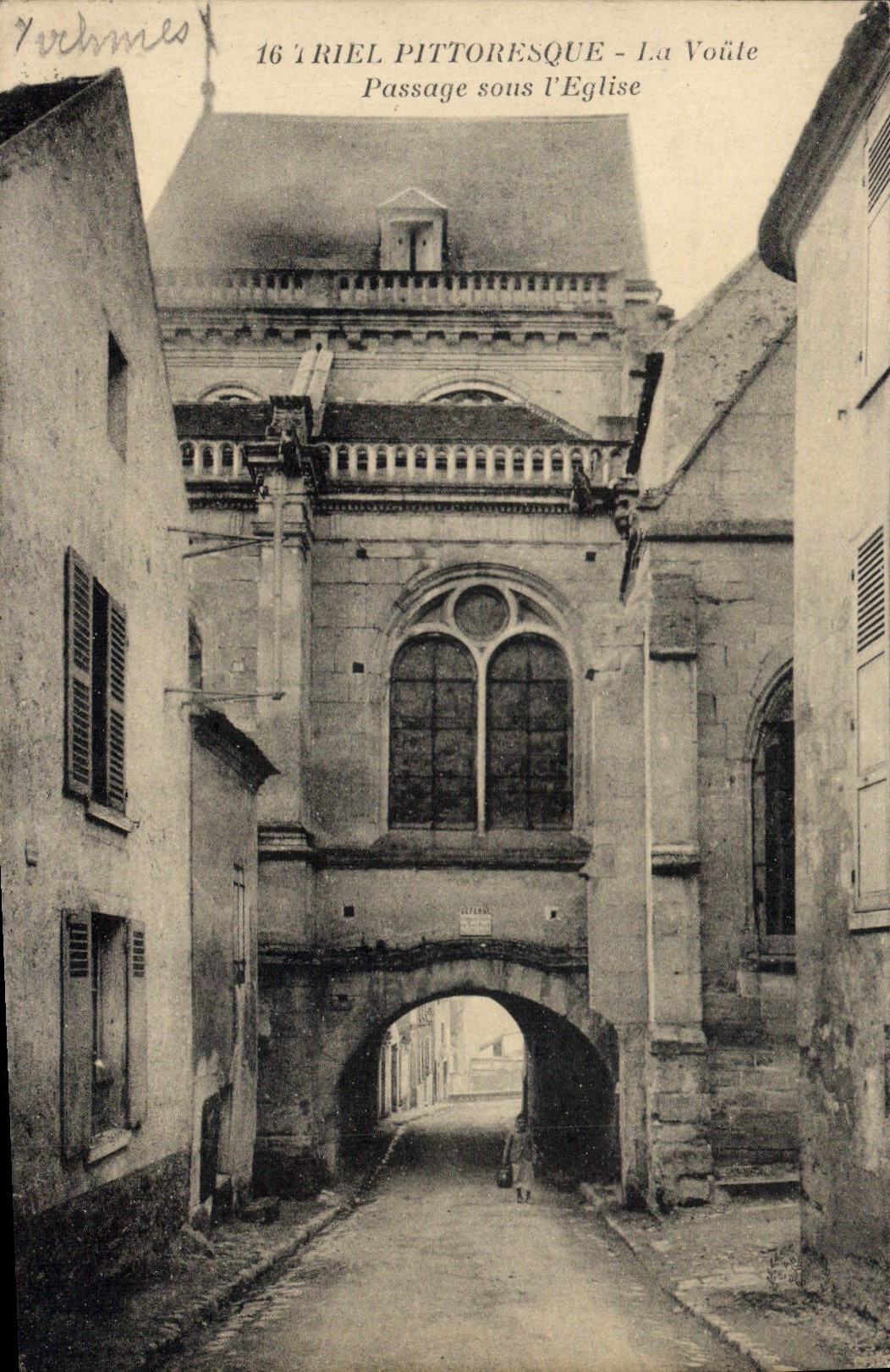 CPA Triel Pittoresque La Voute Passage Sous I'Eglise