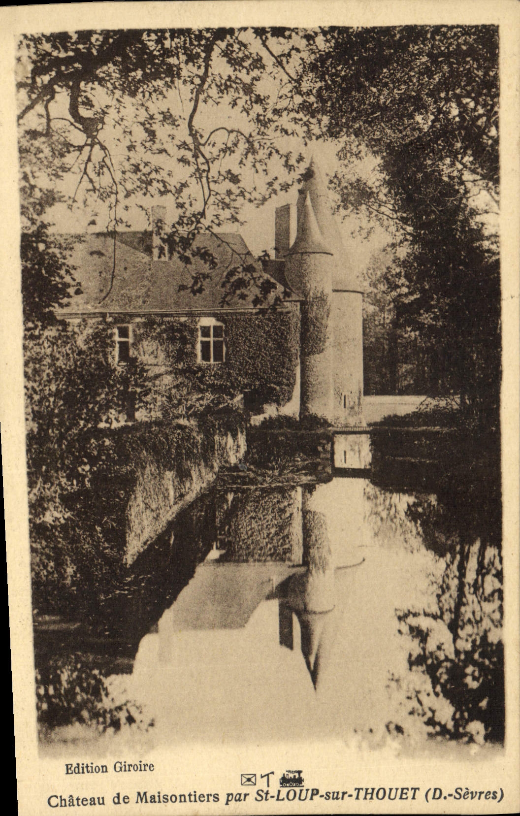 CPA St Loup Sur Thouet Chateau De Maisontiers