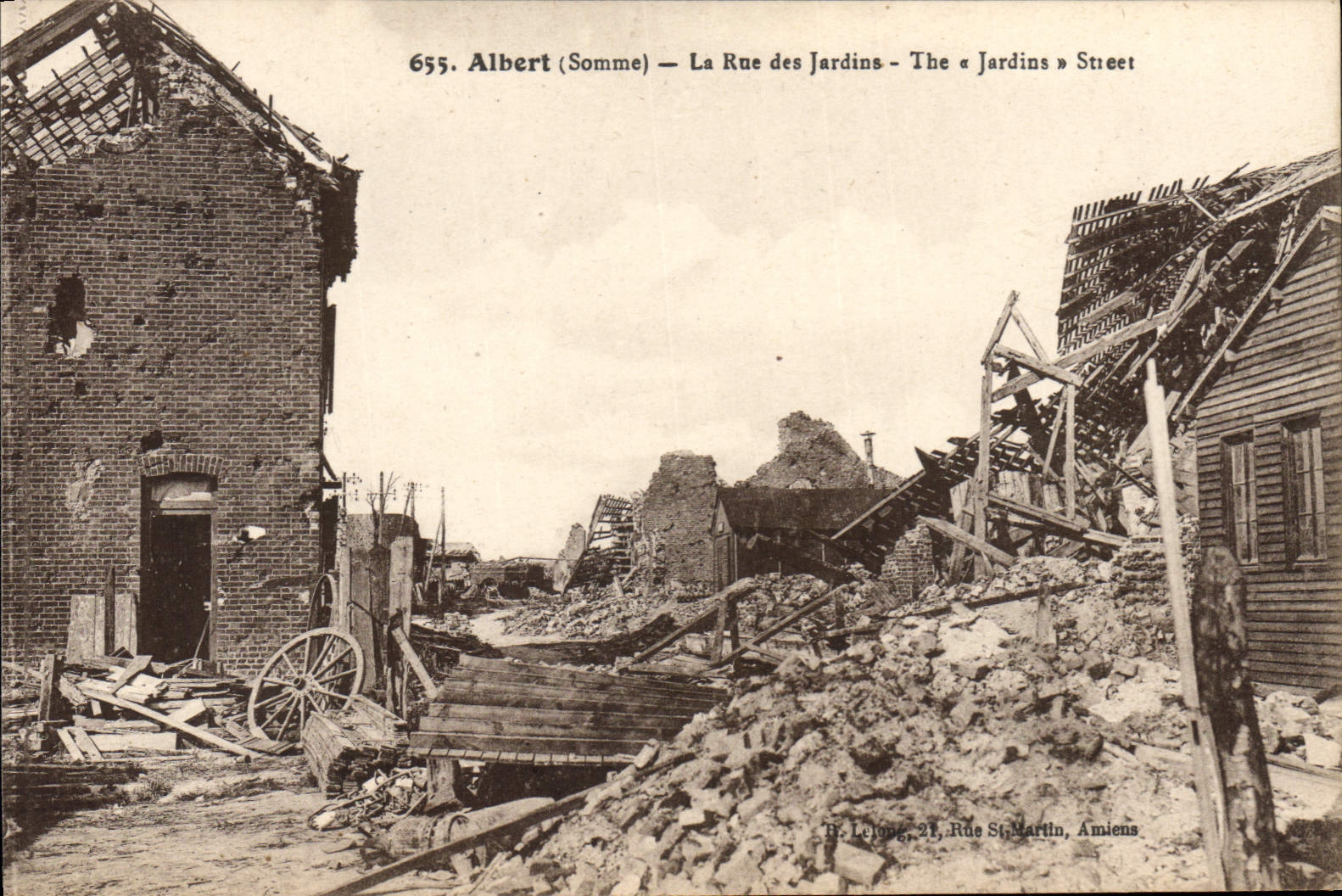 CPA Albert La Rue Des Jardins