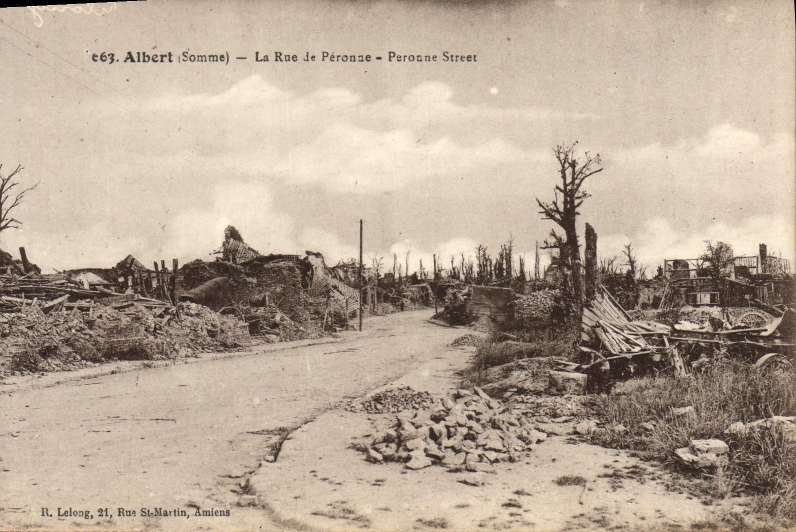 CPA Albert La Rue de Peronne