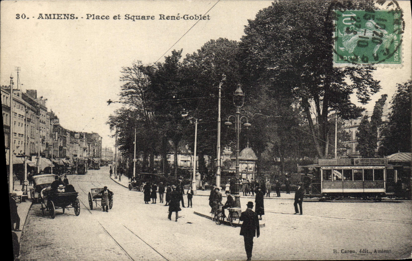 CPA Amiens Place Et Square Rene Goblet
