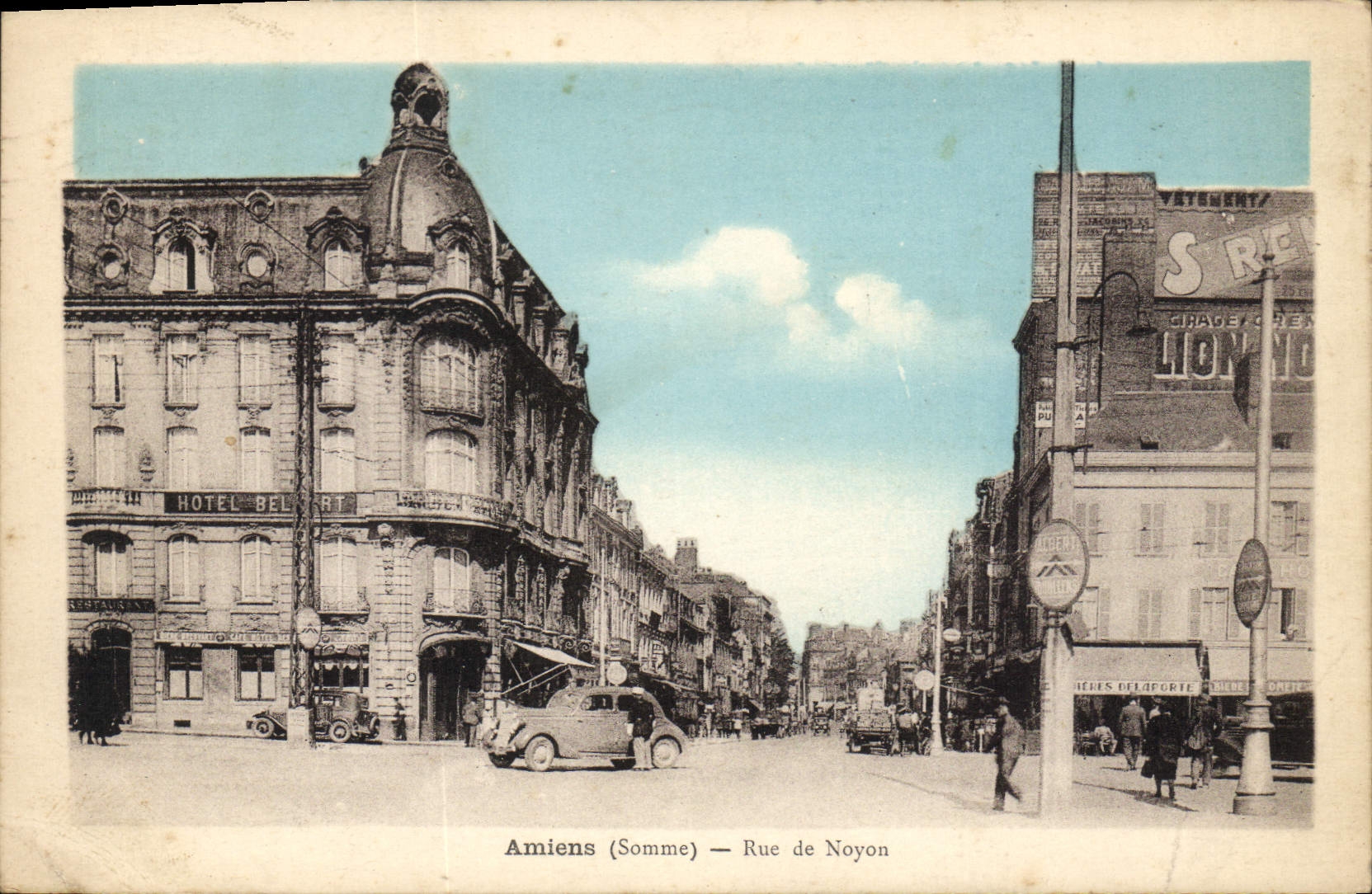 CPA Amiens Rue De Noyon