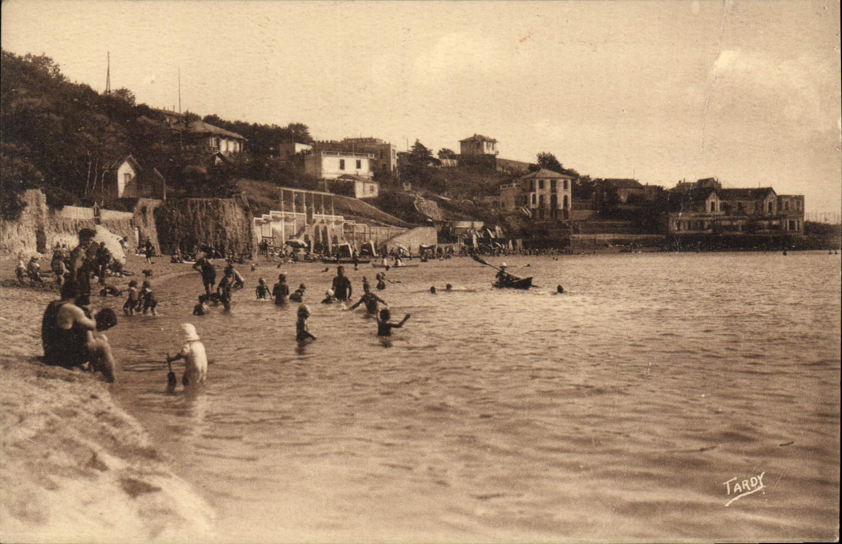 CPA Bandol La Plage A I'Heure Du Bain