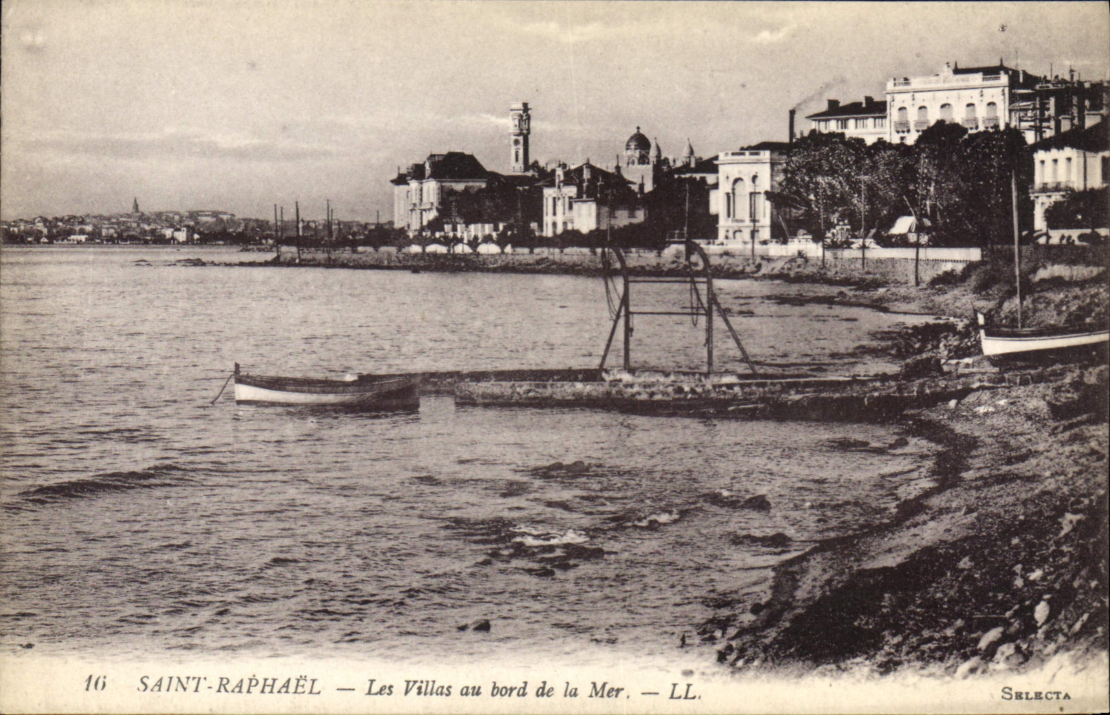 CPA Saint Raphael Les Villas Au Bord De La Mer