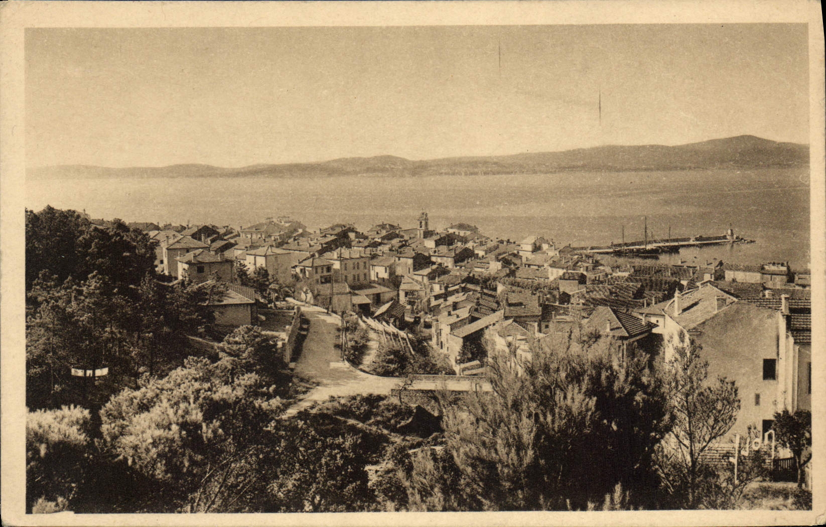 CPA Sainte Maxime Sur Mer Vue Generale