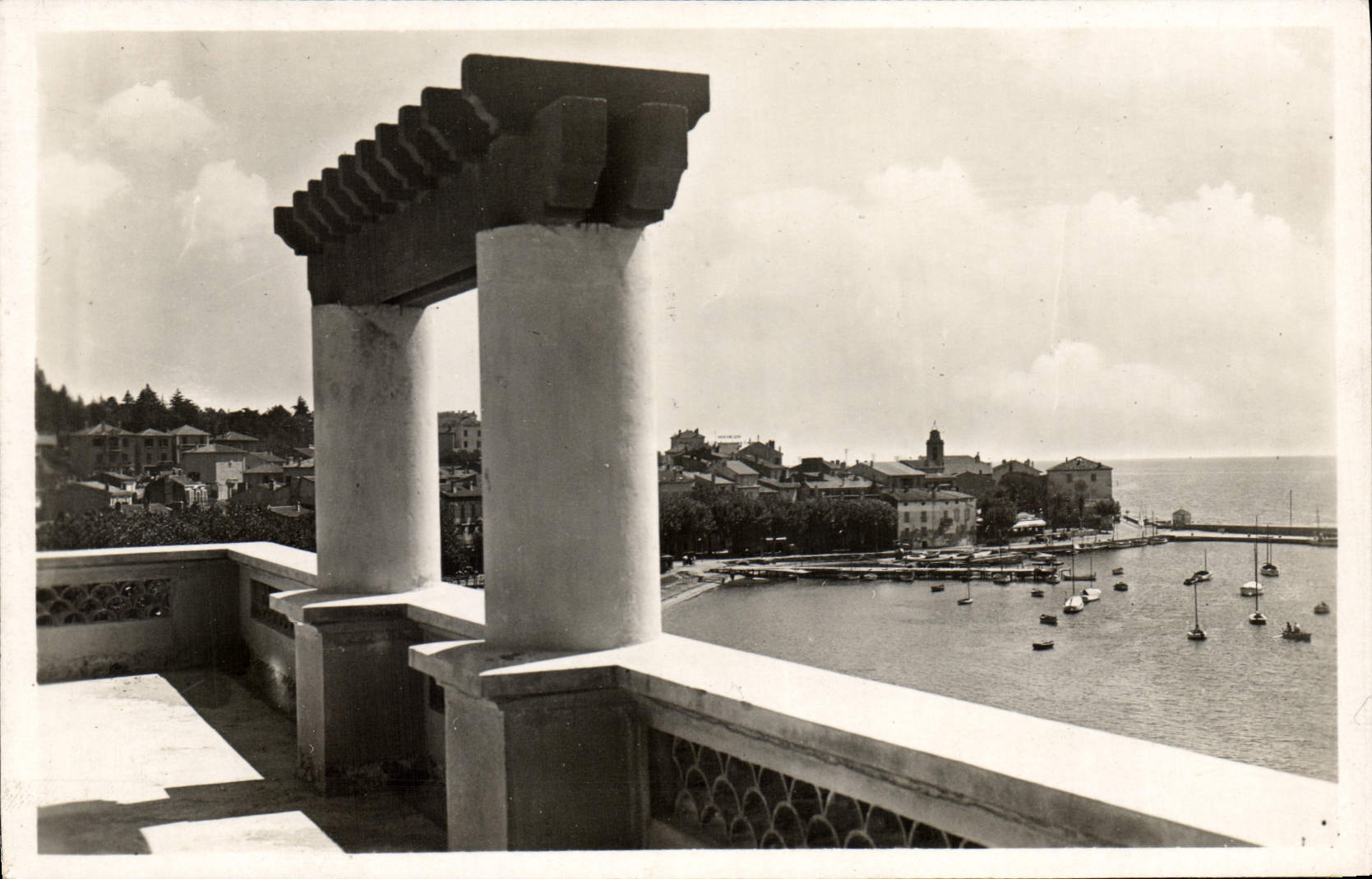 CPA Sainte Maxime Sur Mer Vue Du Port