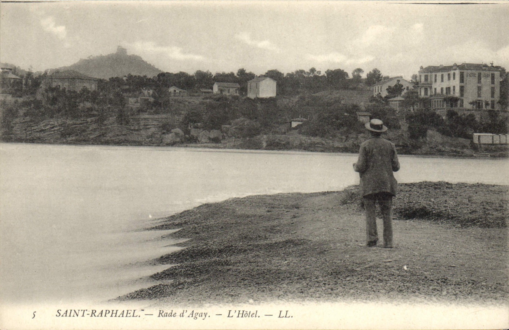 CPA Saint Raphael Rade D'Agay L'Hotel