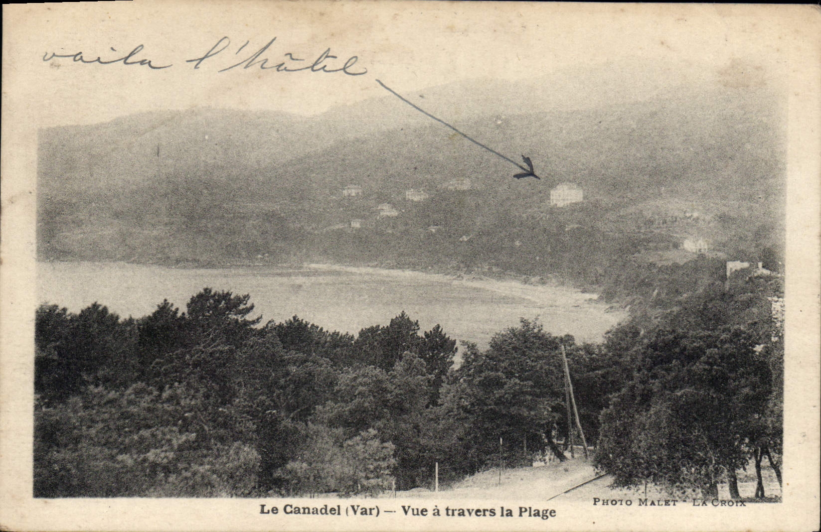 CPA Le Canadel Vue A Travers La Plage