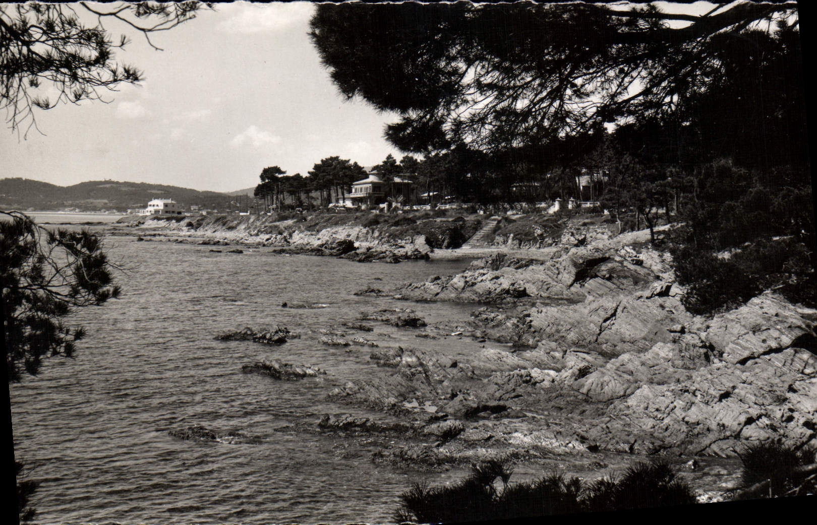 CPA Les Issambres Le Quartier San Peire Et Les Calanques