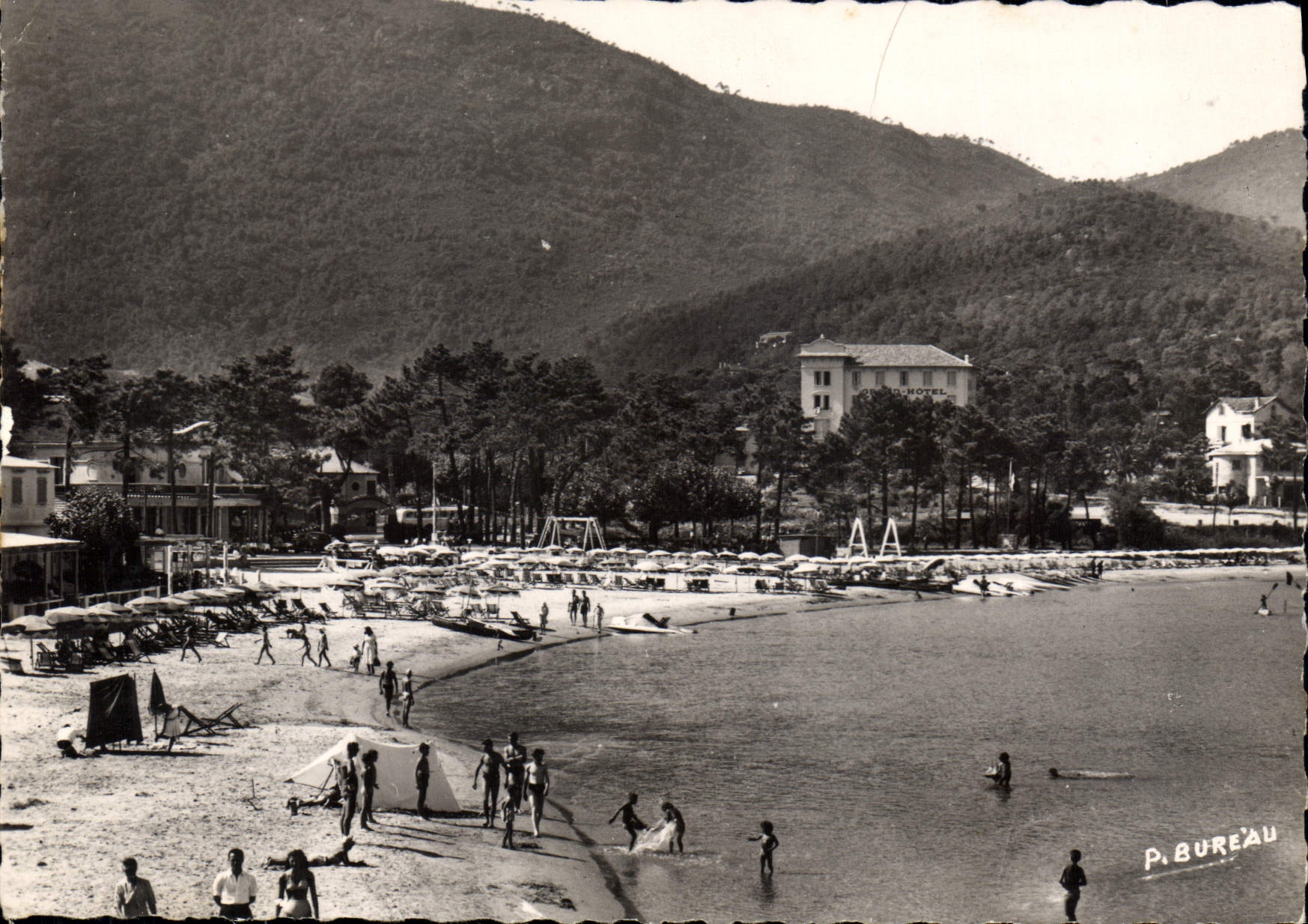 CPSM Cavalaire Sur Mer La Plage
