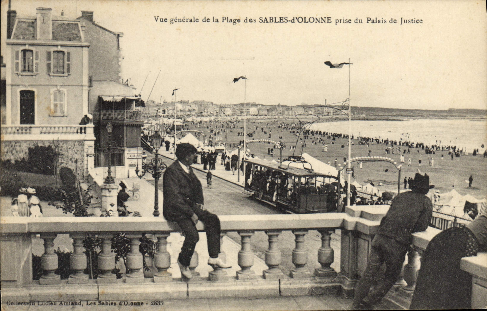 CPA Les Sables D'Olonne Prise Du Palais De Justice