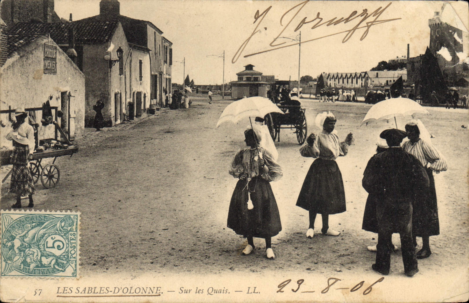 CPA Sables D'Olonne Sur Les Quais
