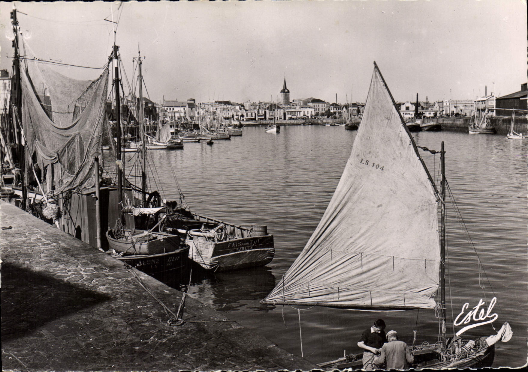 CPSM Sables D'Olonne Le Port