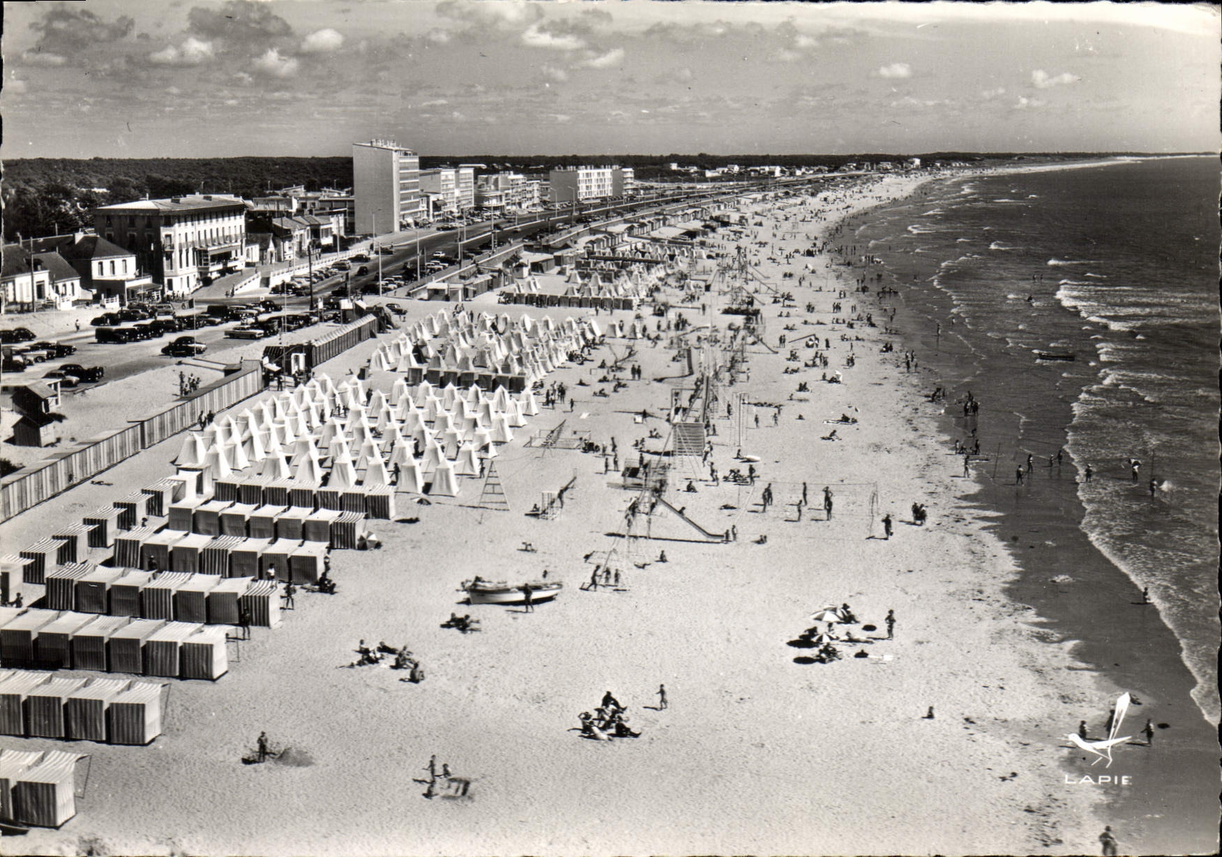 CPSM Saint Jean De Monts La Plage