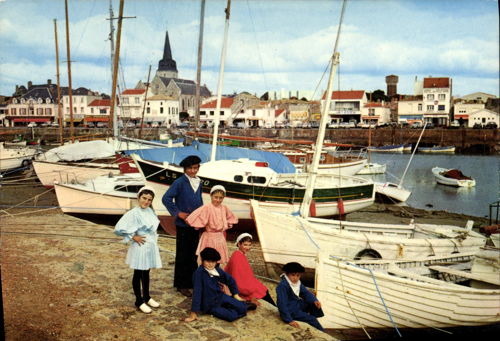 CPSM Saint Gilles Croix De Vie Le Port