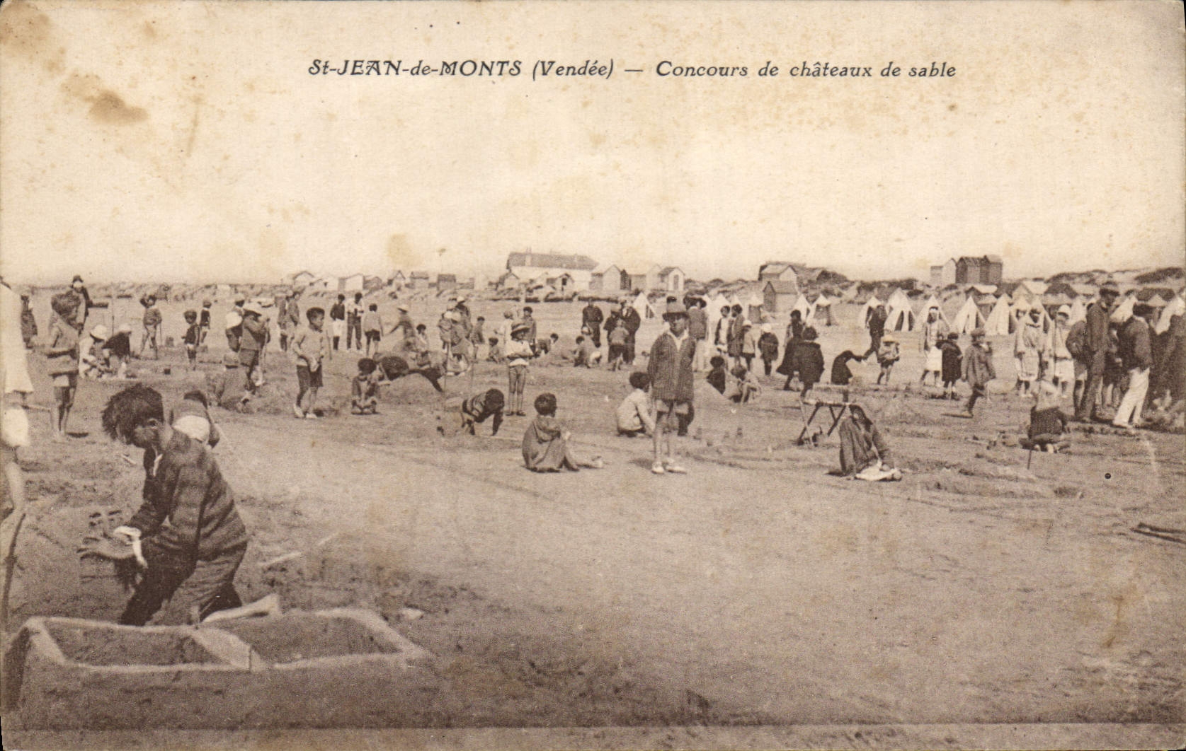 CPA Saint Jean De Monts Concours De Chateaux De Sable