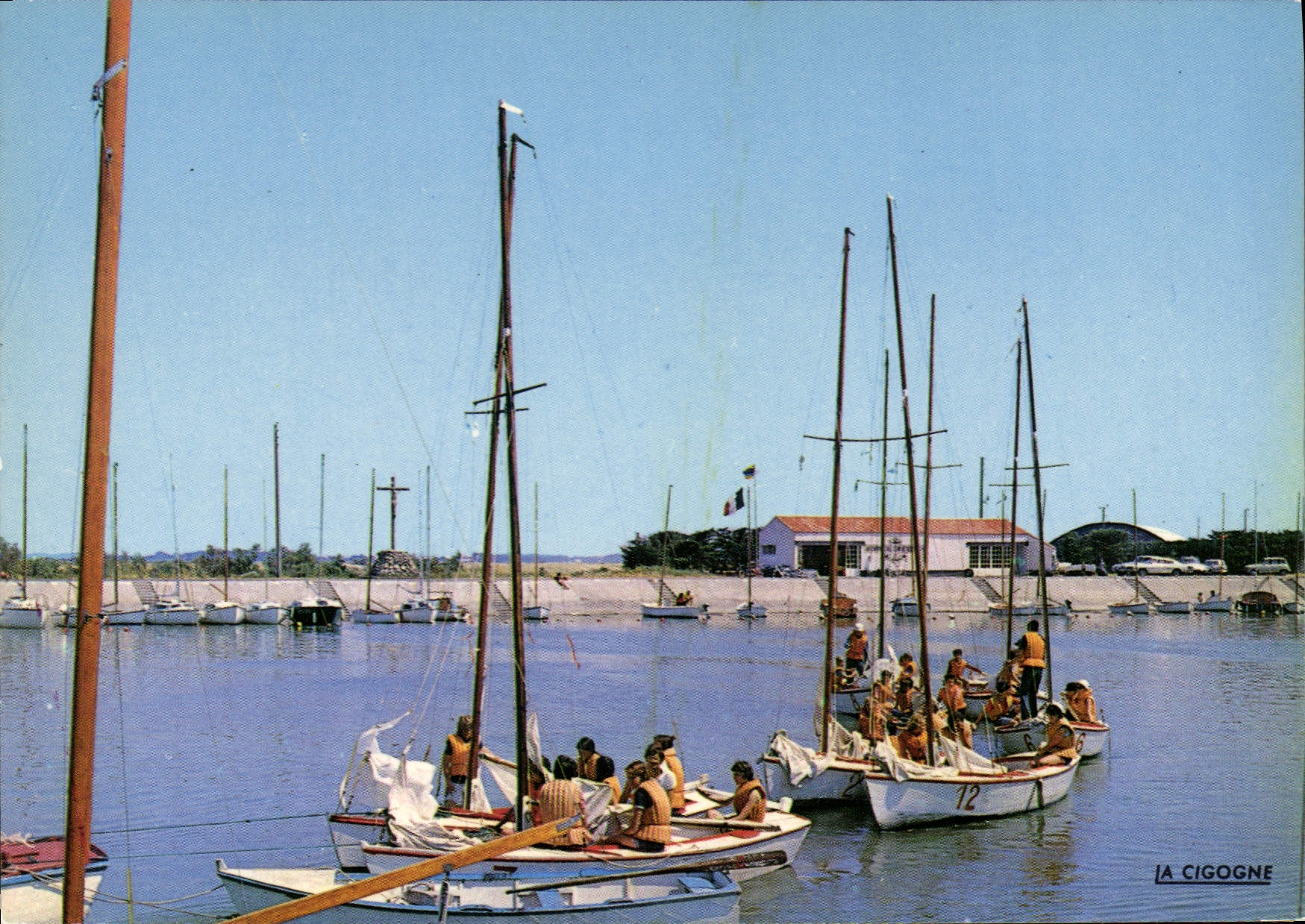 CPSM Ile De Re L'Ecole De Voile Dans Le Chenal D'Ars