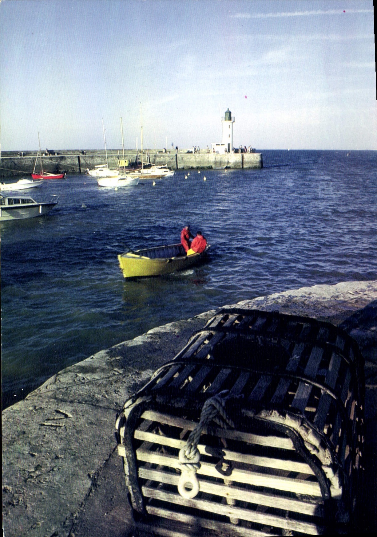 CPSM Ile De Re La Flotte En Re L'Avant Port Et La Jetee