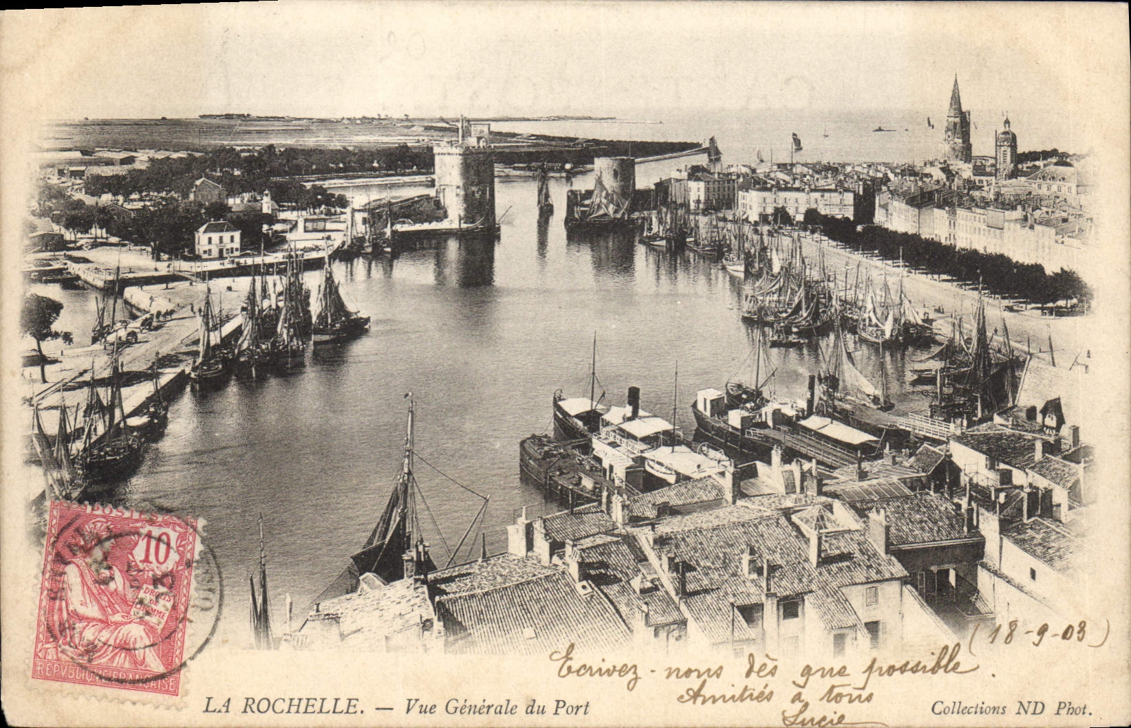CPA La Rochelle Vue Generale Du Port