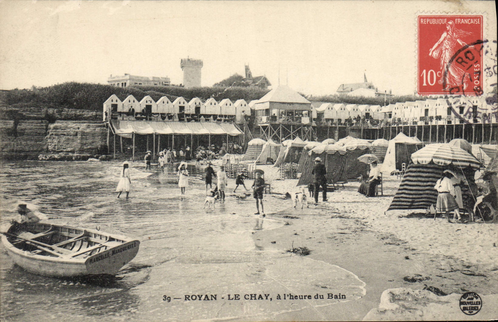 CPA Royan Le Chay A I'Heure Du Bain