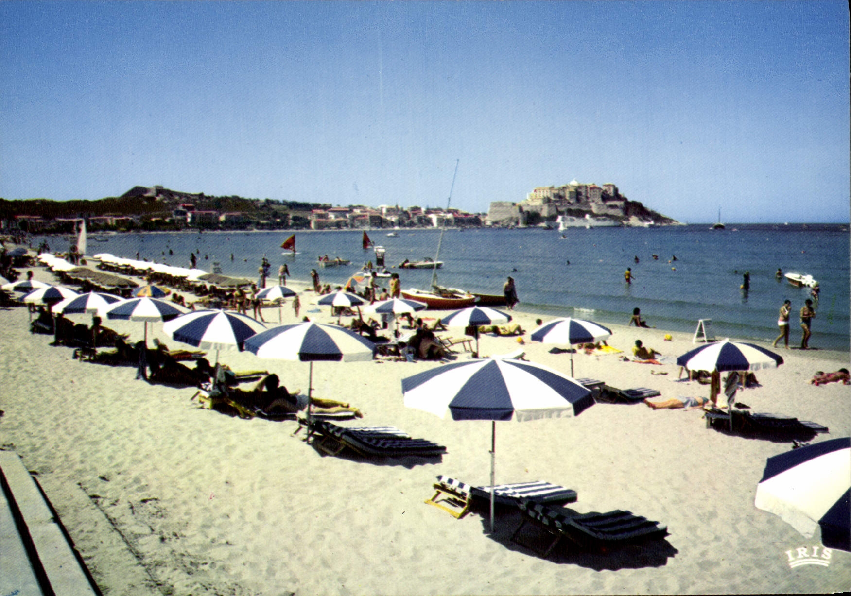 CPSM Calvi La Plage Au Loin La Citadelle