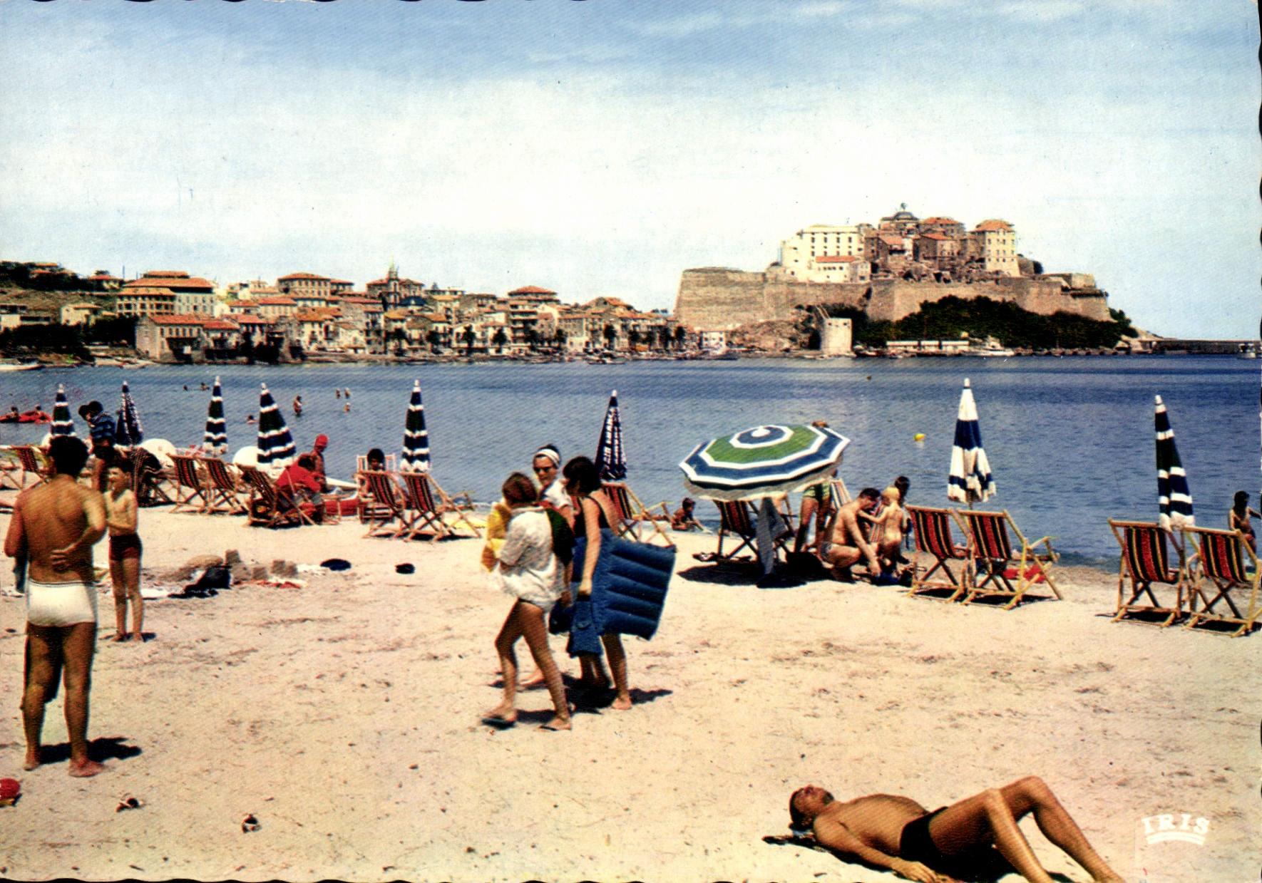CPSM Calvi La Plage Devant La Citadelle