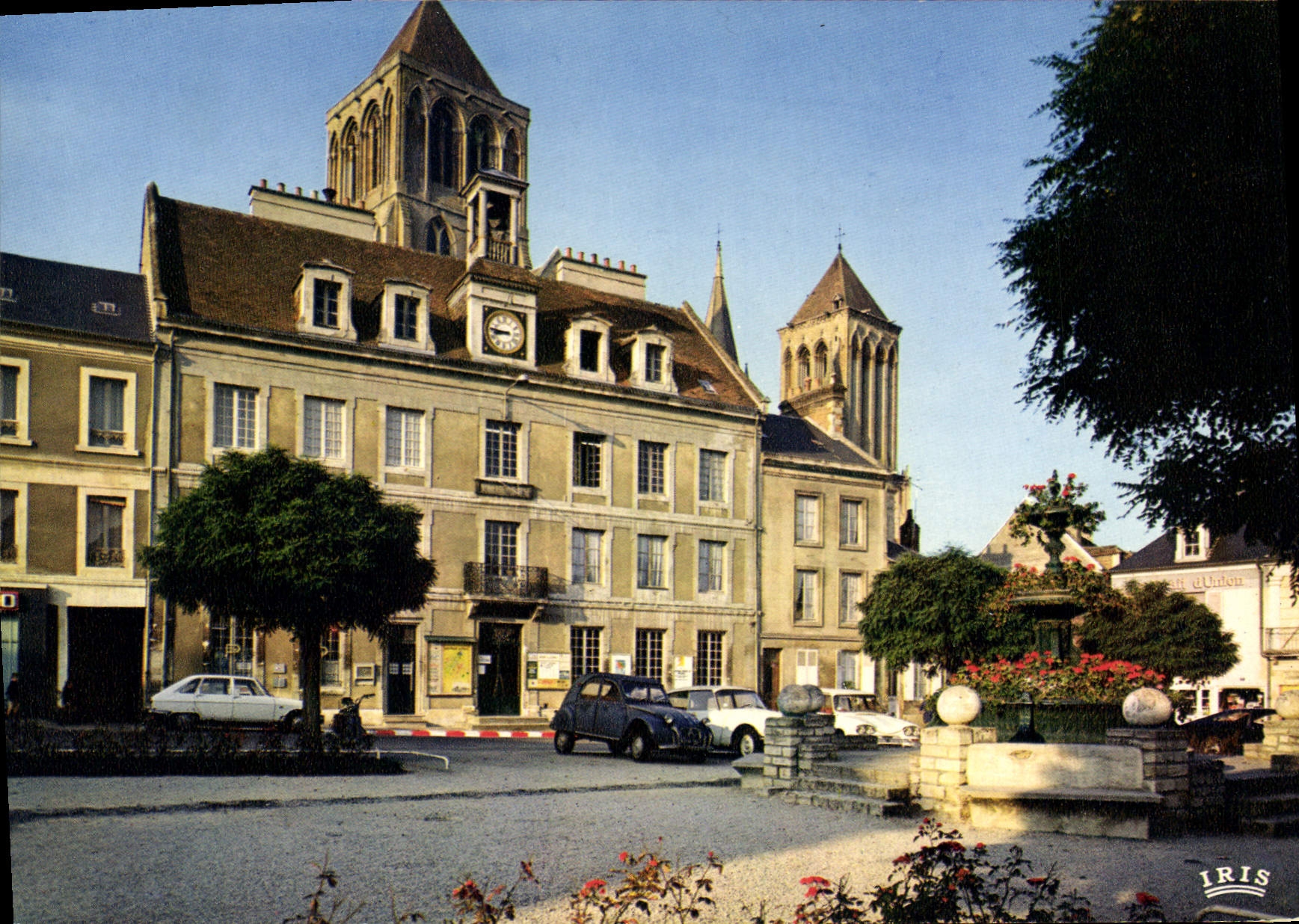 CPSM St Pierre Sur Dives mairie Citroën 2CV