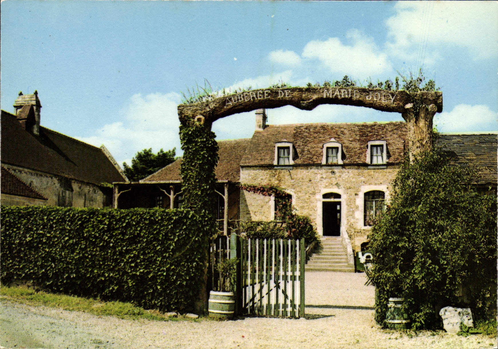 CPSM Auberge Du Mont Joly A Soumont St Quentin